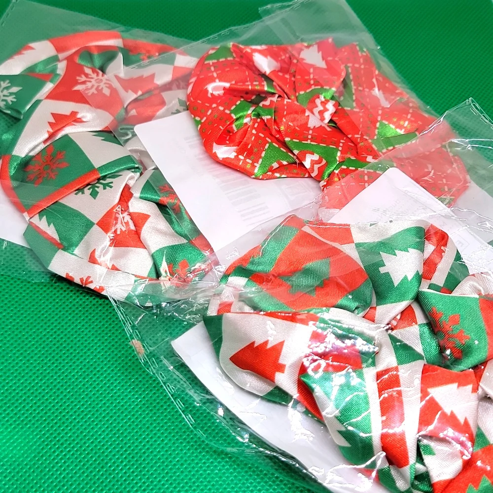 Christmas Hair Scrunchies Set of 3 Colorful Patterns Red Green White OneSize New